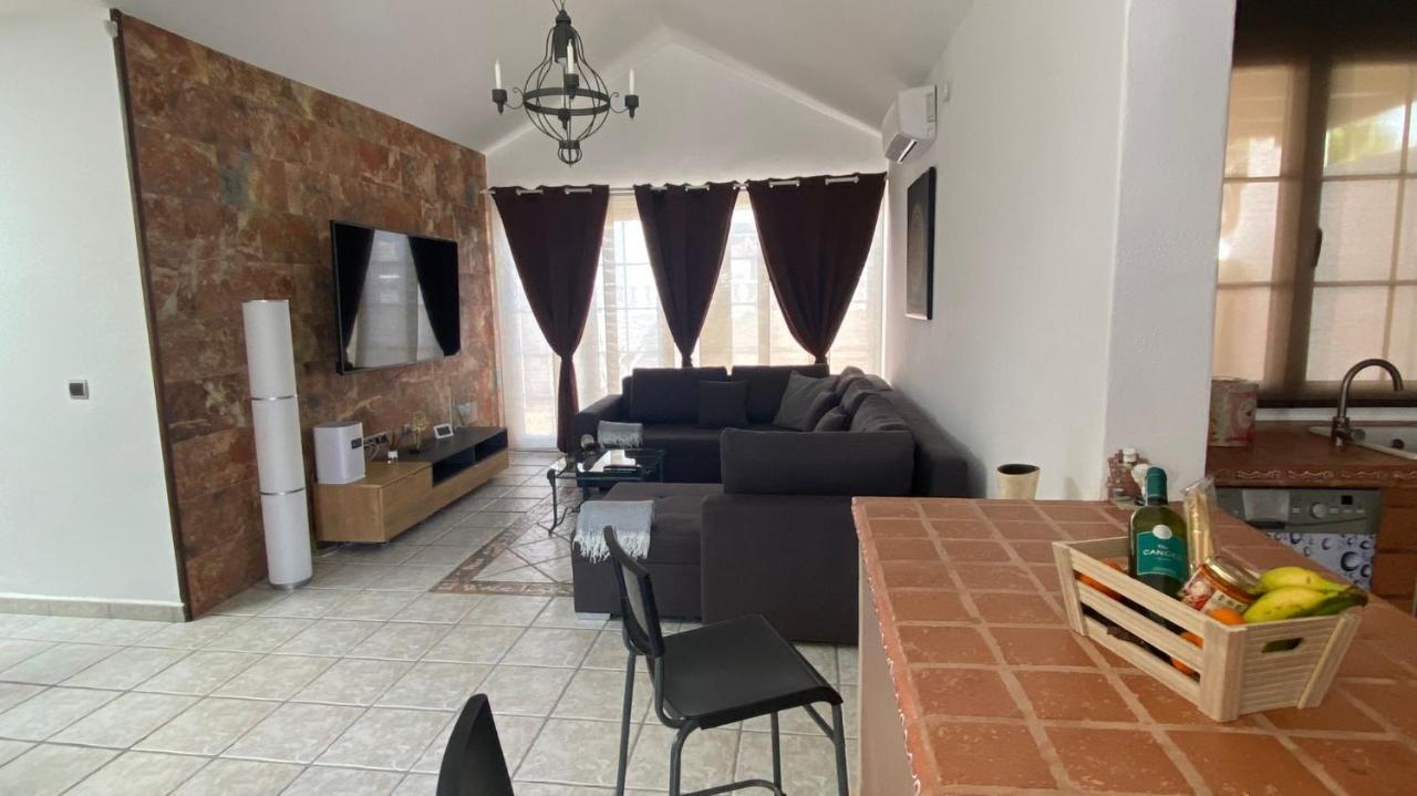 La Duomo Di Vulcano Villa ปลายาออนดา ภายนอก รูปภาพ